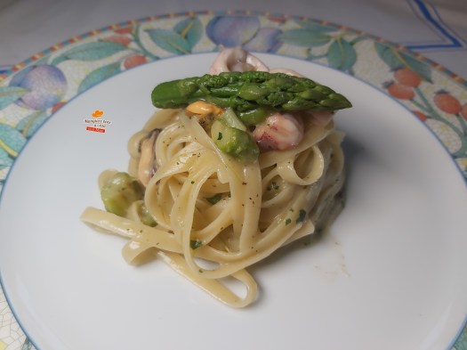 Picsart_22-05-15_19-04-24-631